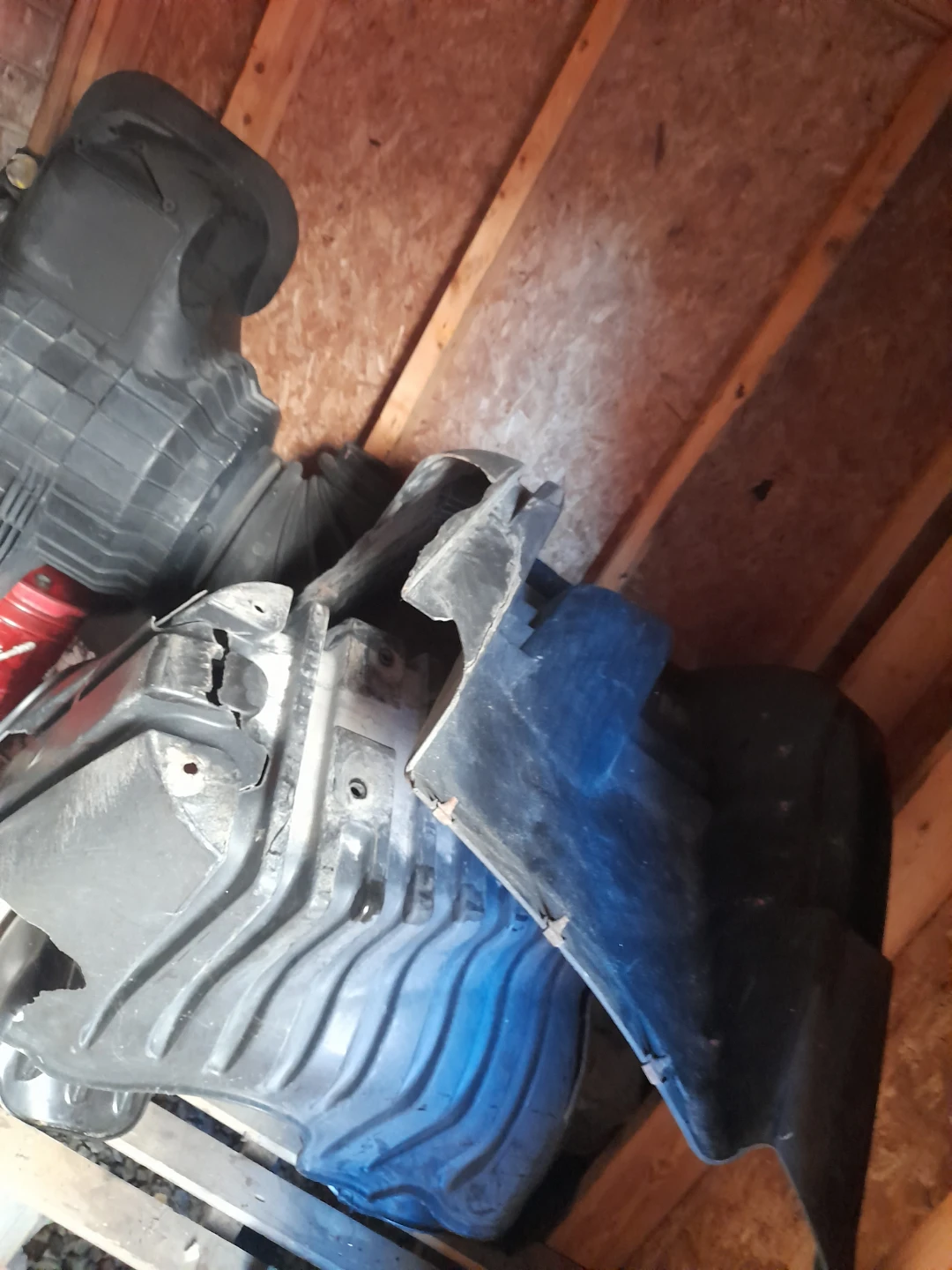 Used Automotive Plastic Parts