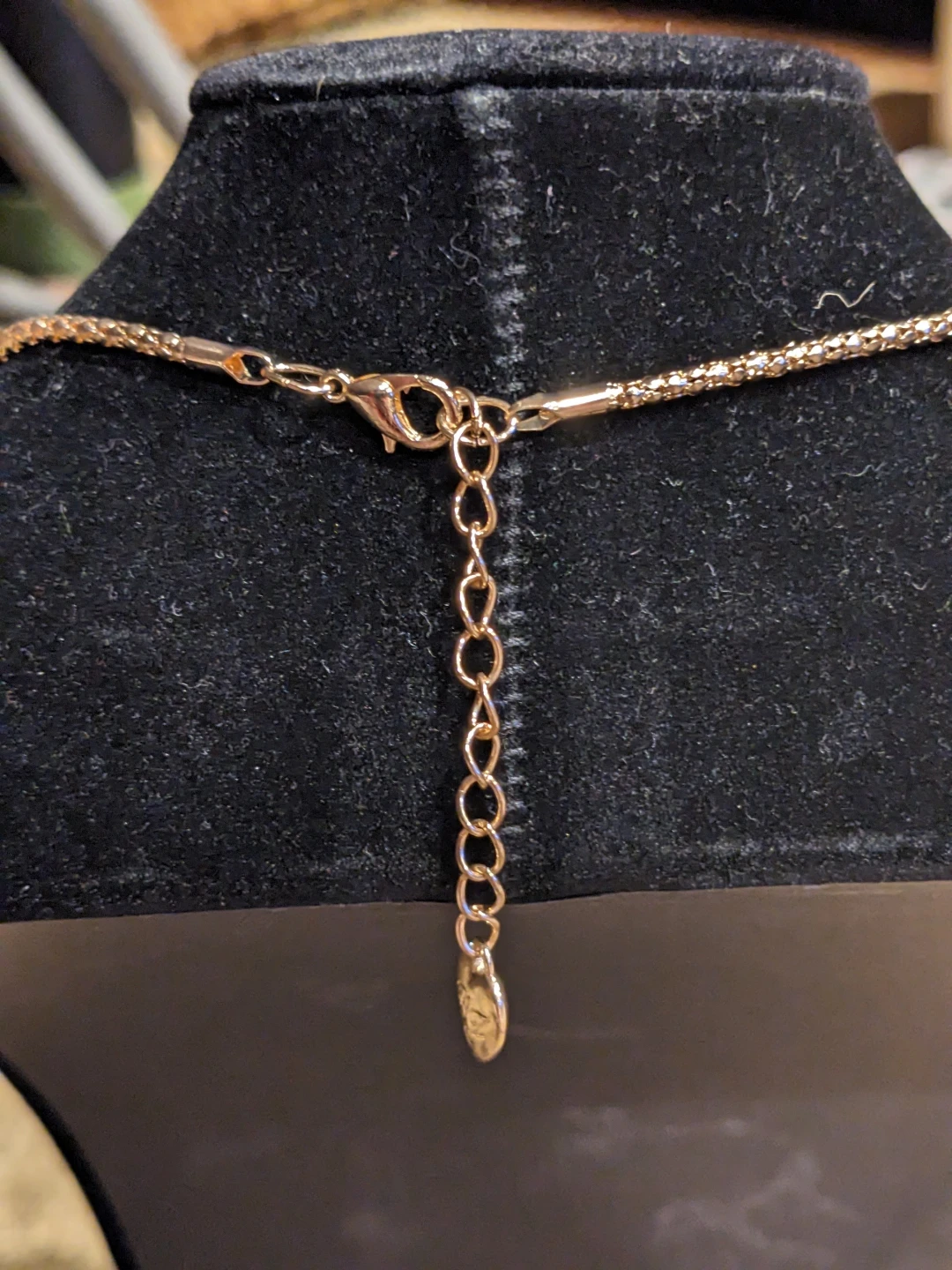 ⚽ Betsey Johnson Heart Pendant Necklace - photo 3