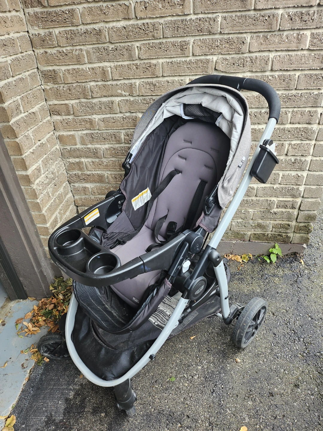 Graco Infant Car Seat + Compatible Stroller