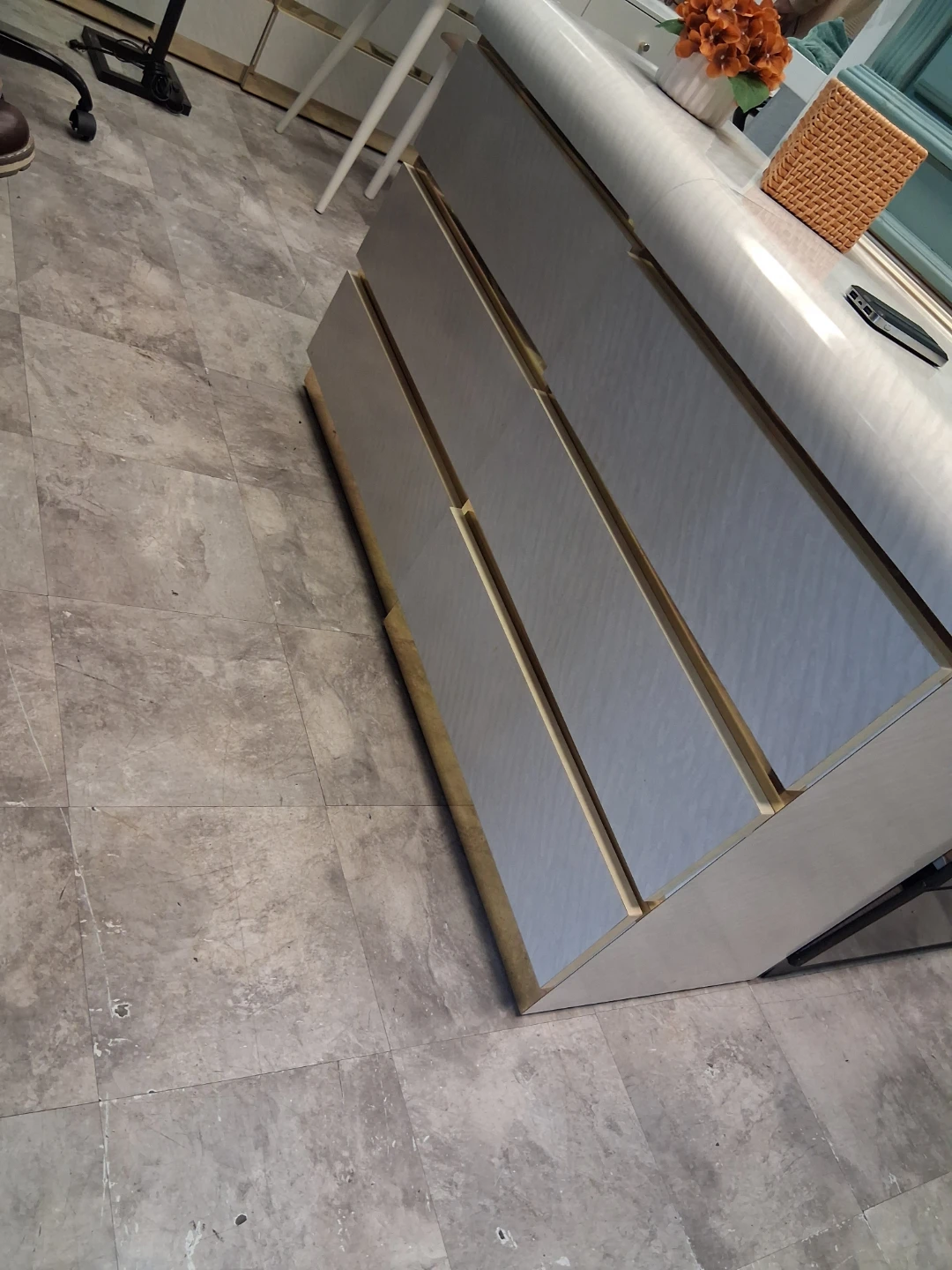 Modern 3 Drawer Dresser