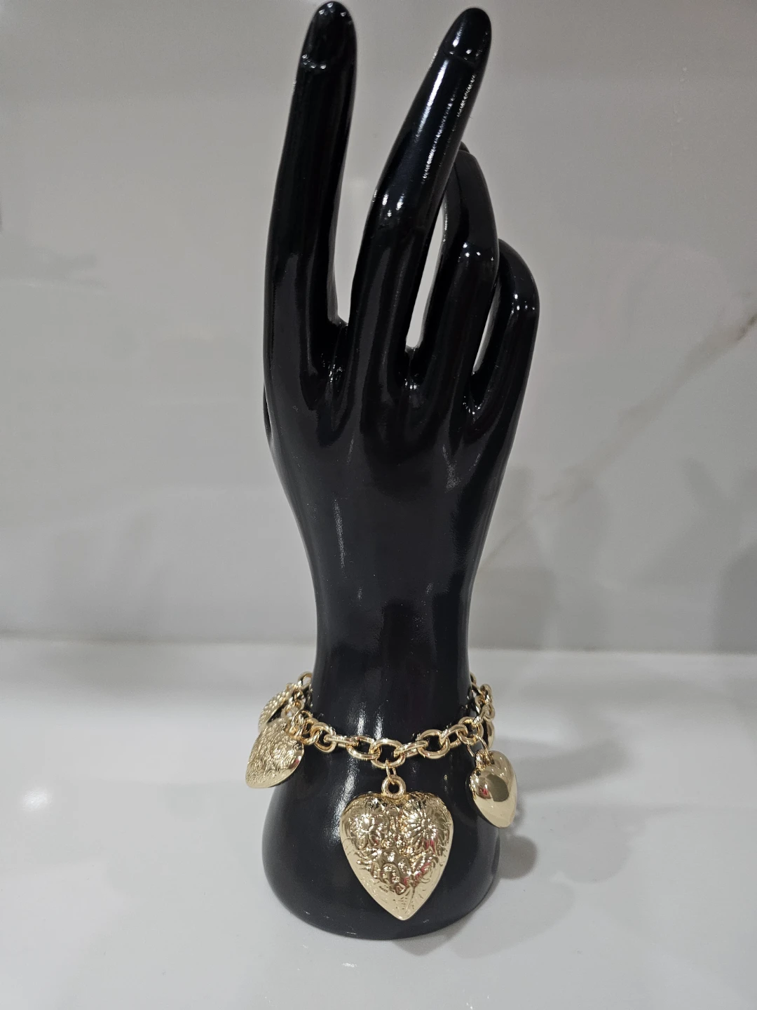 Gold Tone Heart Charm Bracelet - photo 3