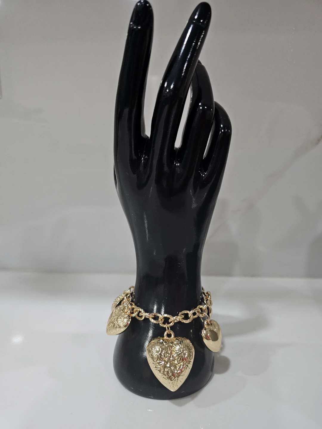 Gold Tone Heart Charm Bracelet - photo 4