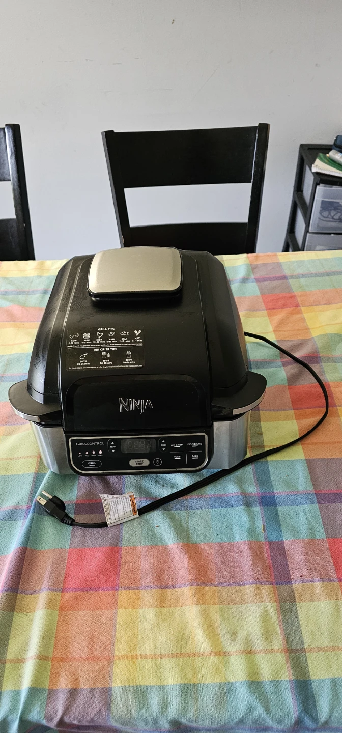 Ninja Foodi 5 in 1 - Air fryer, Bake, grill, roast, dehydration