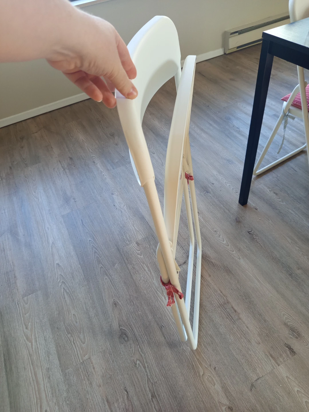 Ikea White chairs - photo 2