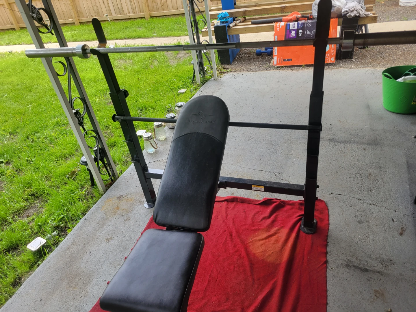 FITNESS GEAR OLYMPIC BENCH  7' BAR 45LBs.
