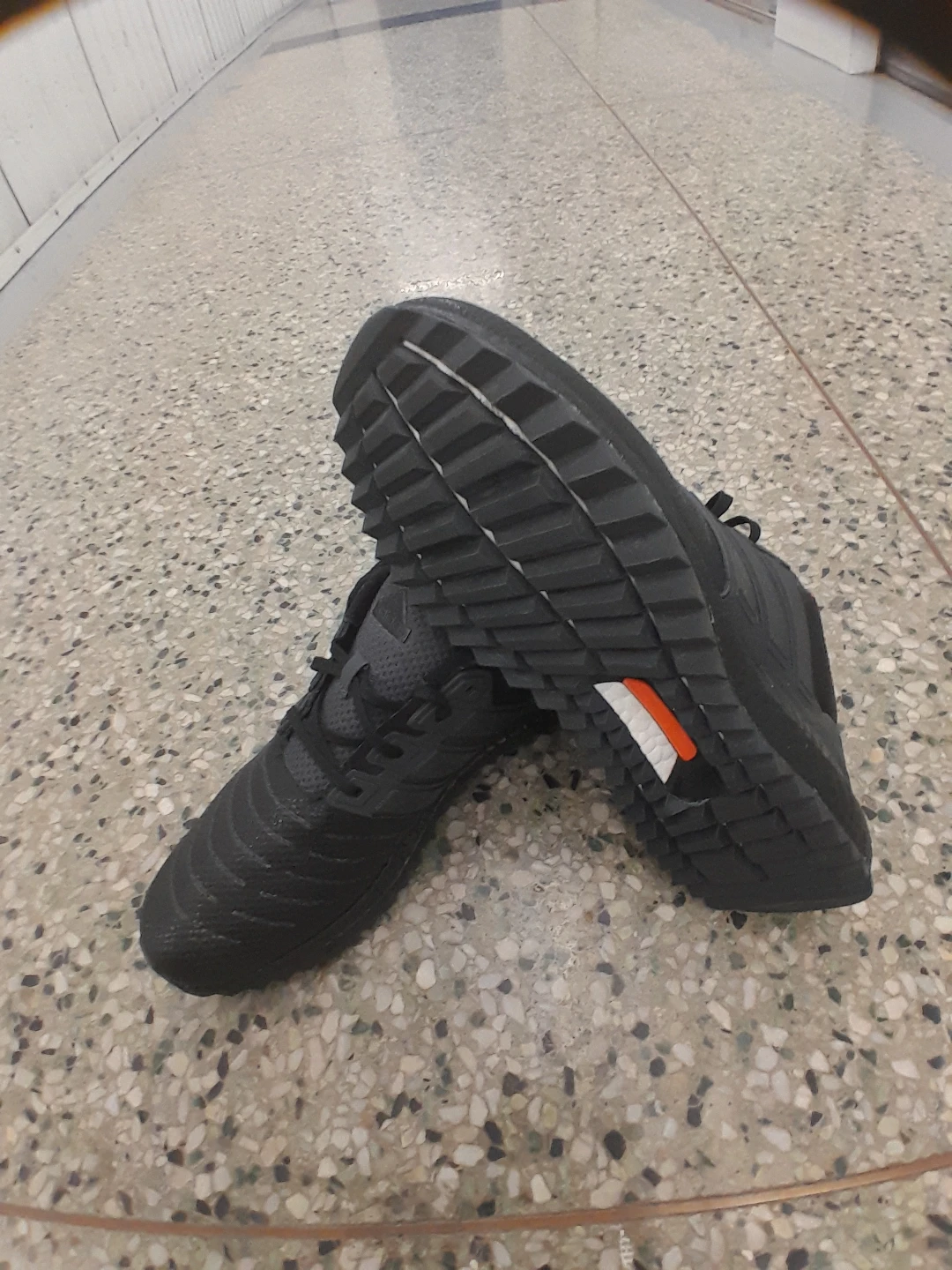 Black Adidas Running Shoes Men's Size  10 - photo 3