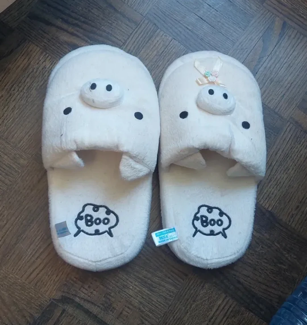 White "Boo" Pig Slippers