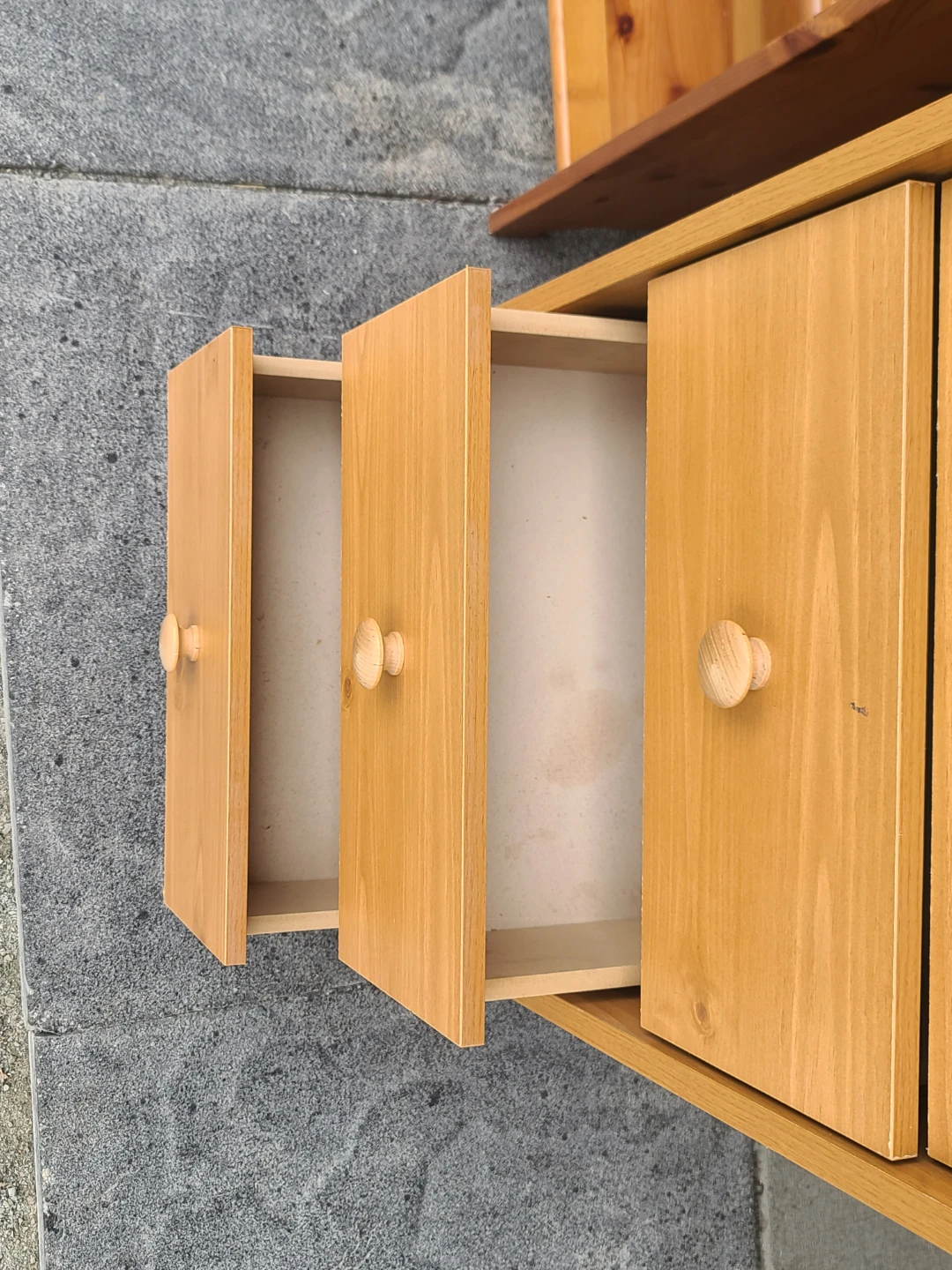 Wooden 5-Drawer Tall Dresser - photo 5