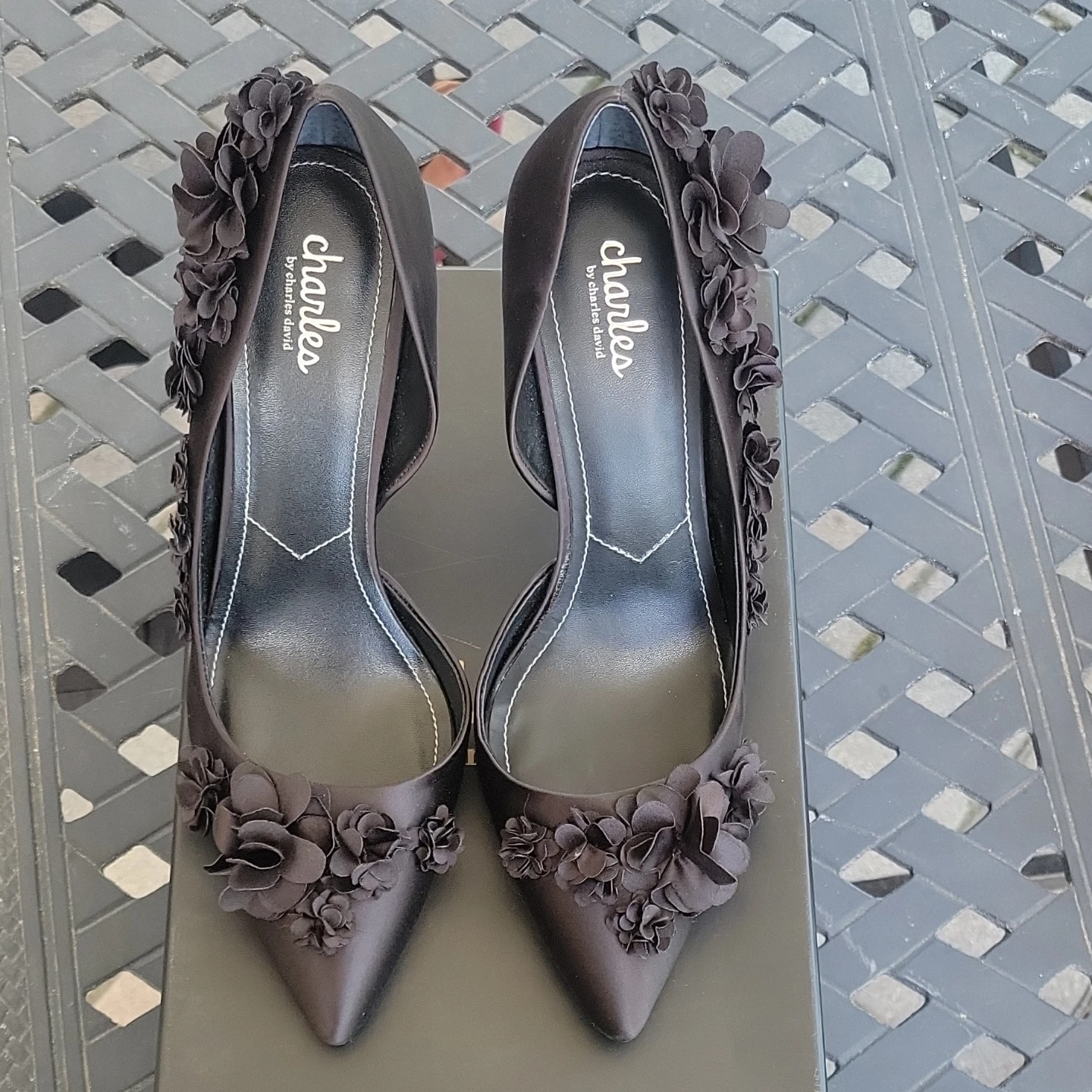 Charles by Charles David Black Satin Floral Heels Size 10