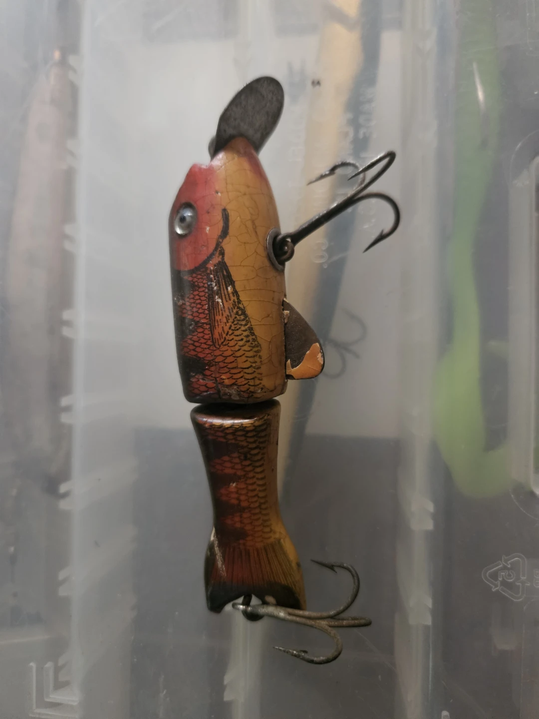 Vintage Fishing Lure - Fish Shape⚽