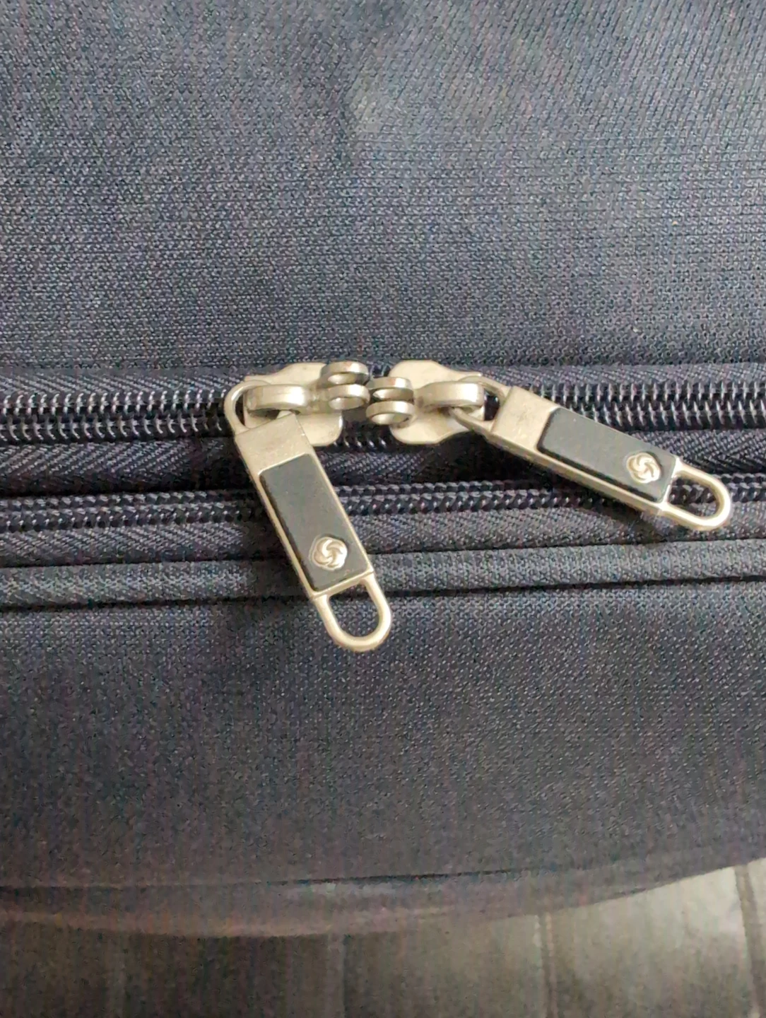 ⚽   Samsonite Super Light navy suitcase - photo 3