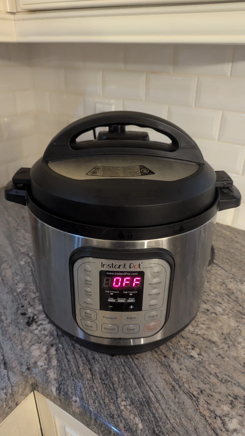 Instant Pot Duo 7-in-1 Pressure Cooker (6-Quart)