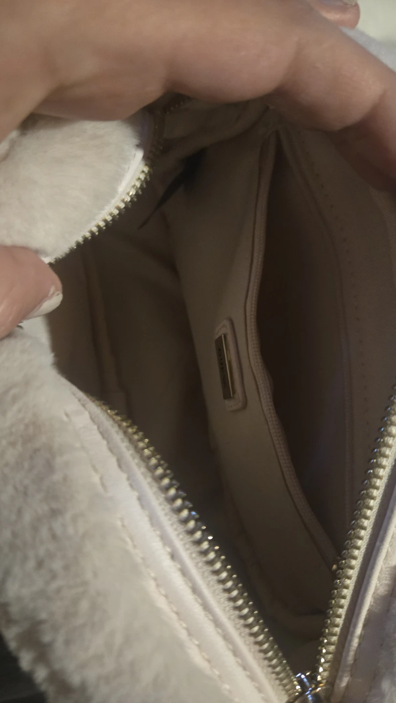 Guess Faux Fur Crossbody Bag - photo 4