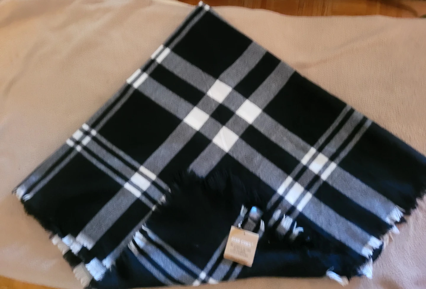 Tartan Blanket Scarf - Black & White