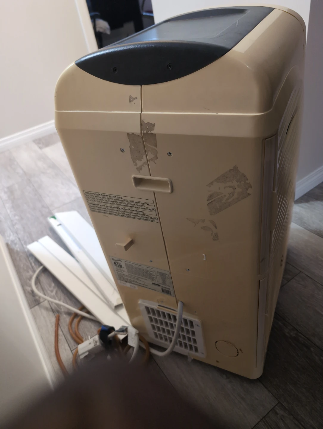 Portable Air Conditioner with Window Vent Kit - photo 4
