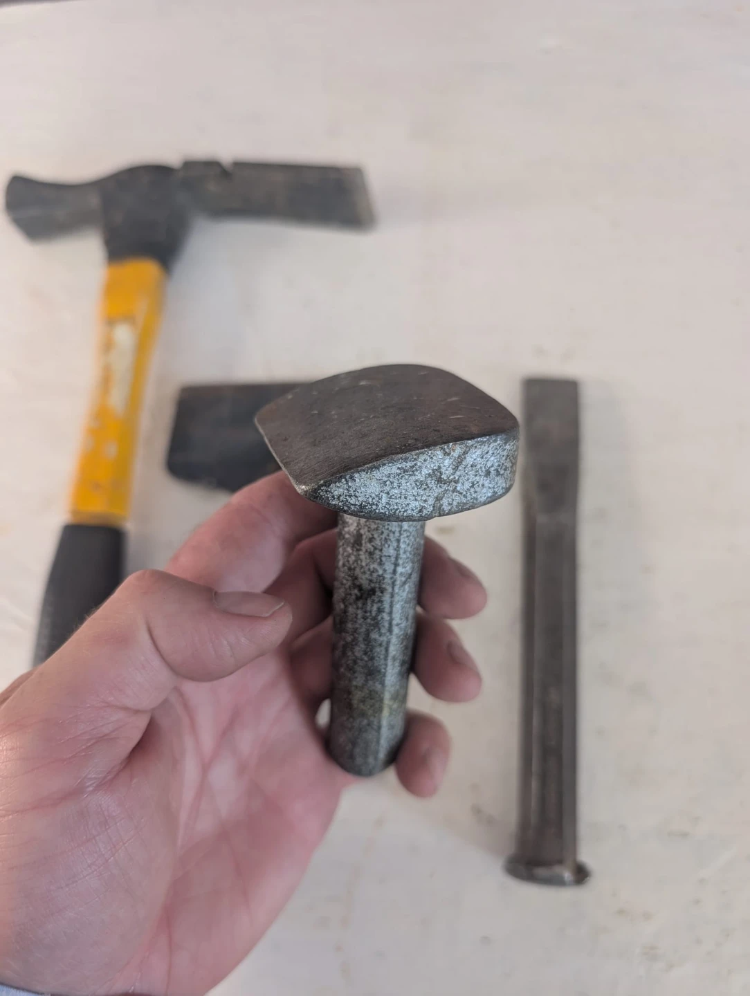 Set of Masonry Chisels & Hammer - photo 3