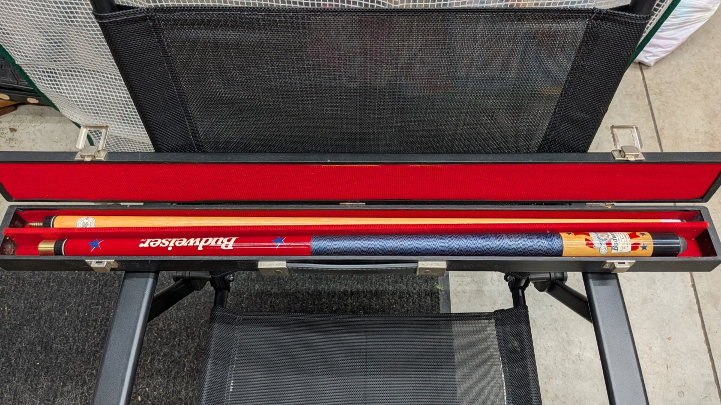 Vintage Budweiser Pool Cue Stick with Case