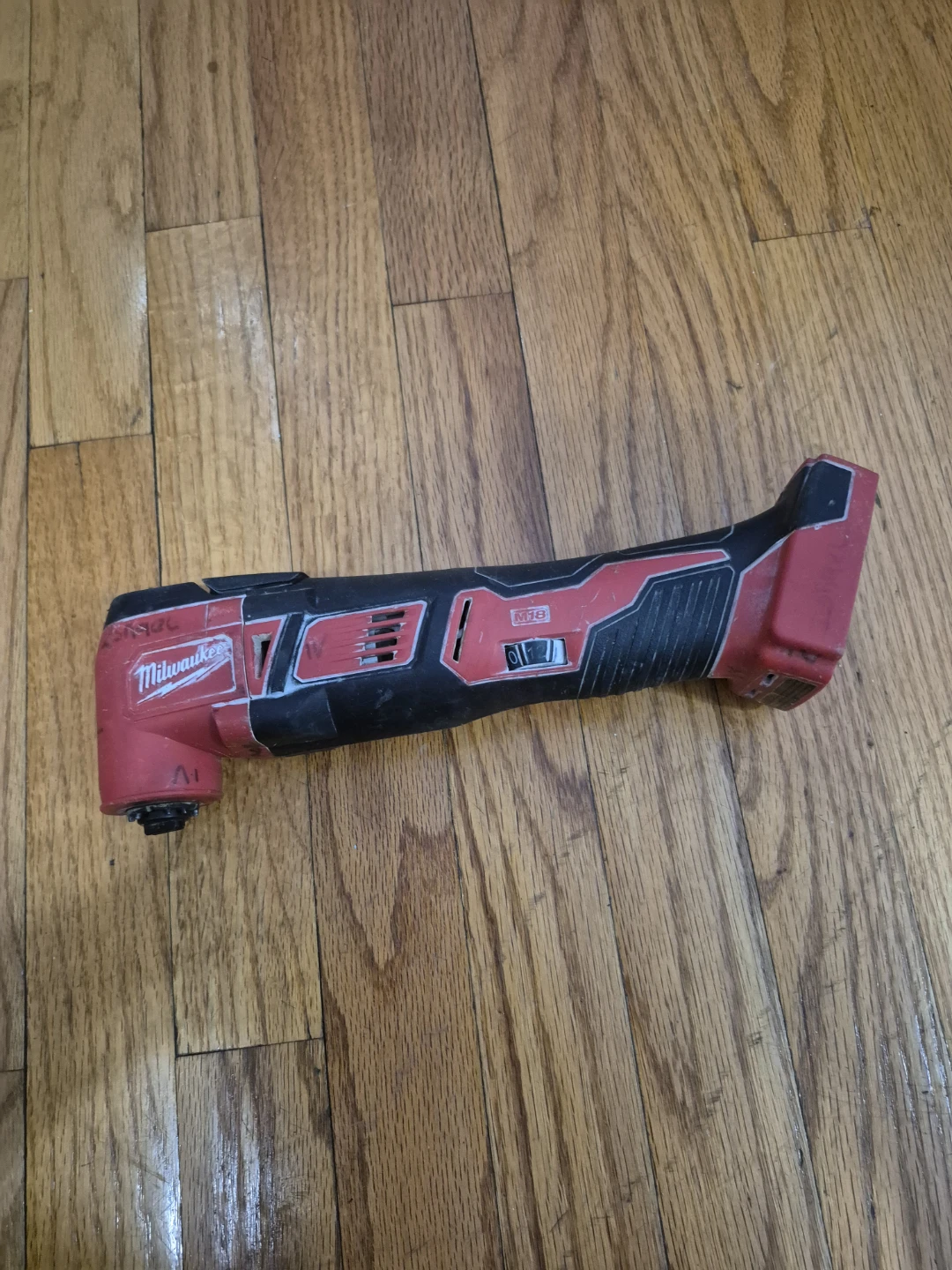 Milwaukee M18 Cordless Oscillating Multi-Tool