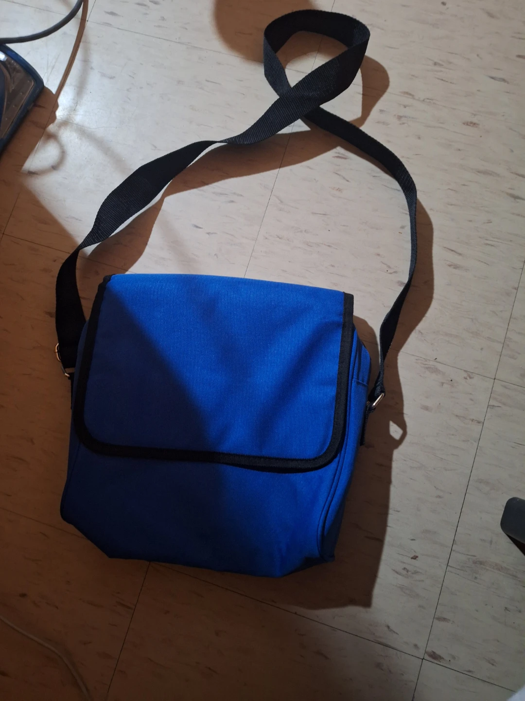 Blue messenger bag with black trim - photo 3