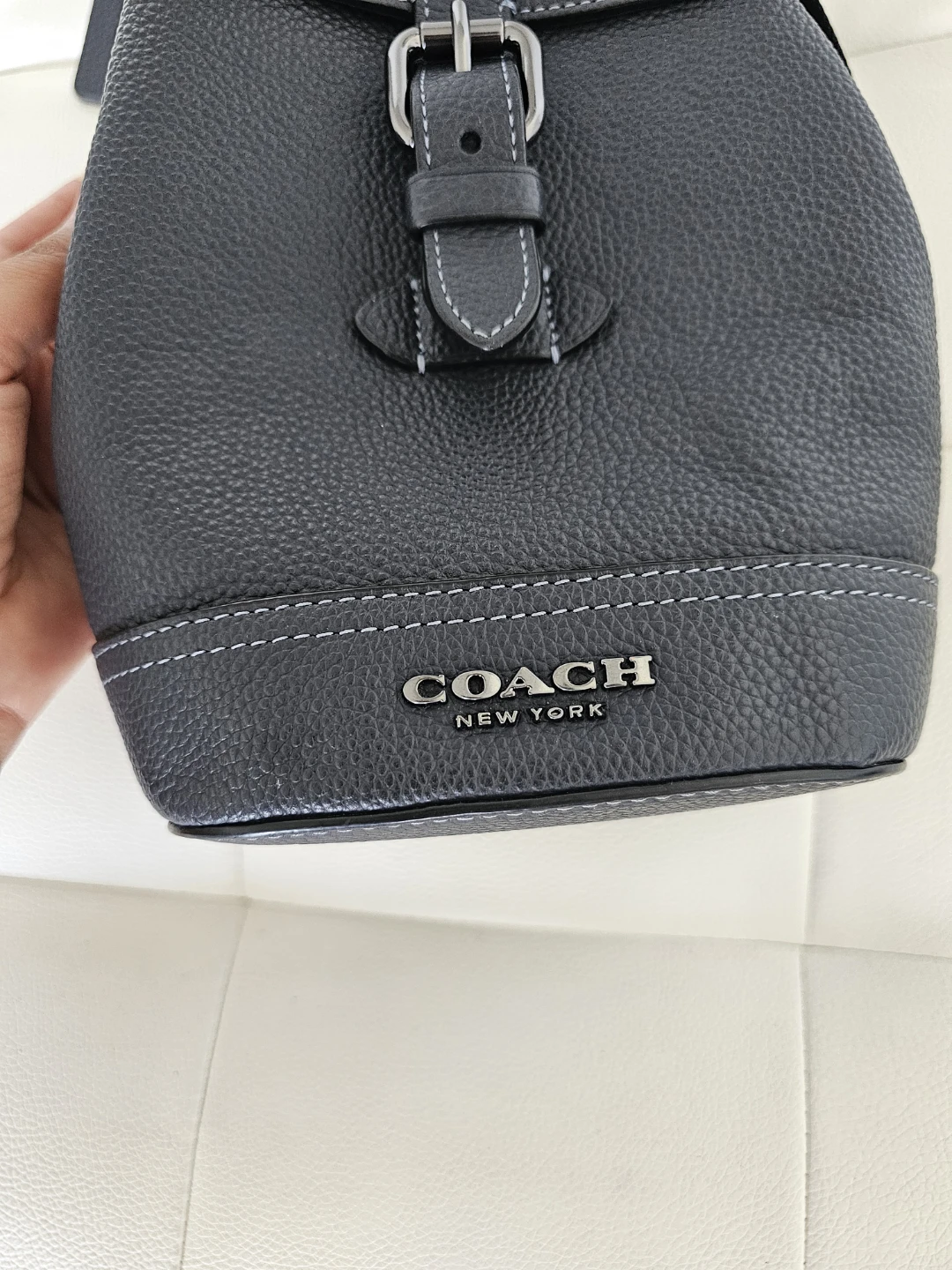 Authentic Coach New York Leather Backpack Purse - photo 3