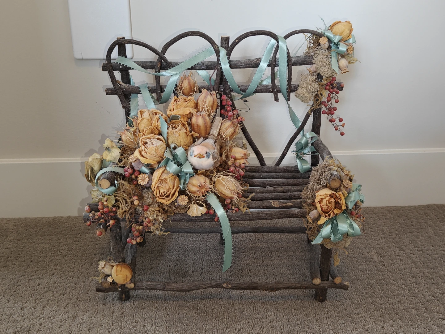 Vintage Miniature Twig Bench Decor with Dried Flowers & Bird - photo 2