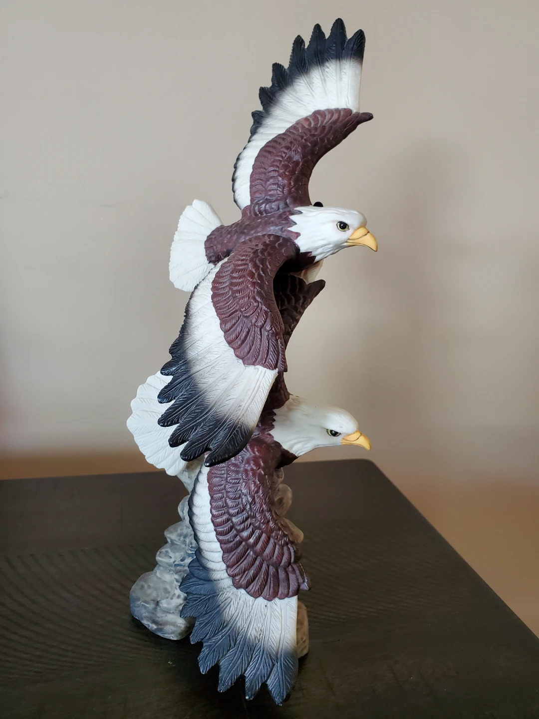 Two Bald Eagles Statue ⚽️