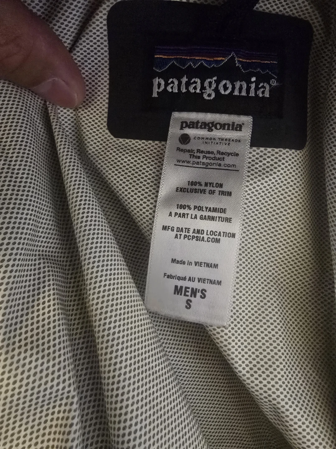 Patagonia Grey Waterproof Shell Size SM - photo 4