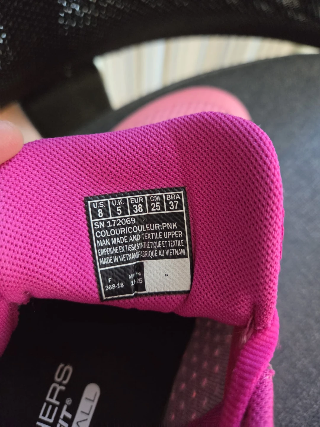 Brand New Skechers Non-Marking Court Shoes (Women's Size 8) - photo 4