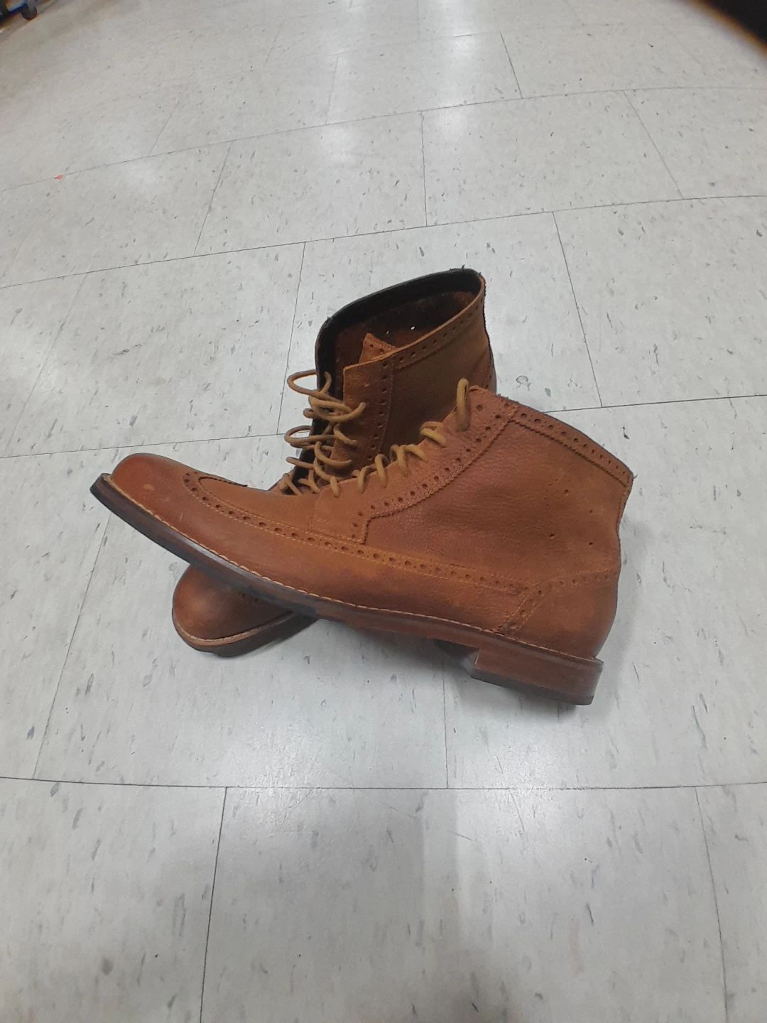 Men's Brown Leather Wingtip Boots