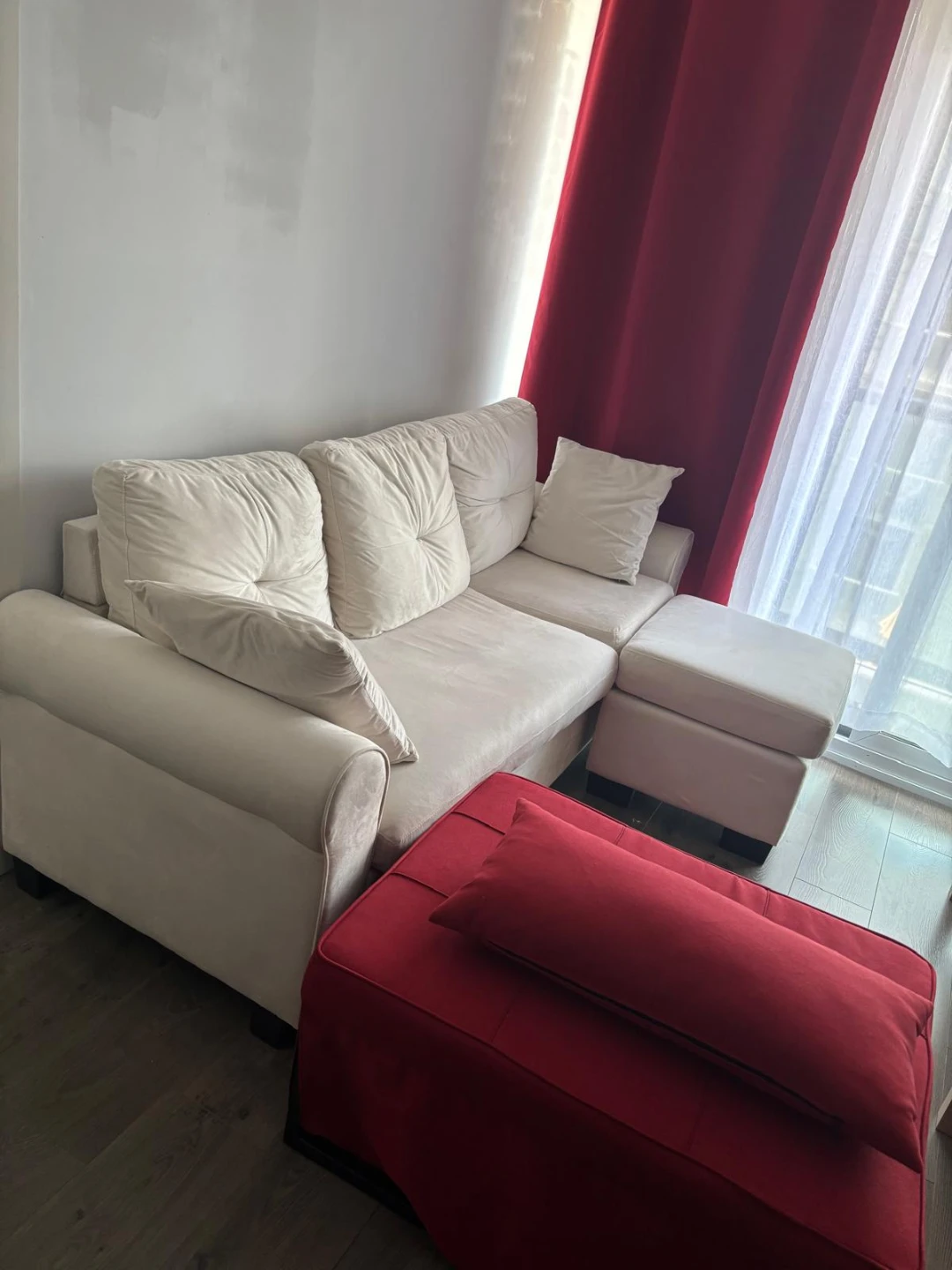 Cream Sectional Sofa with Ottoman