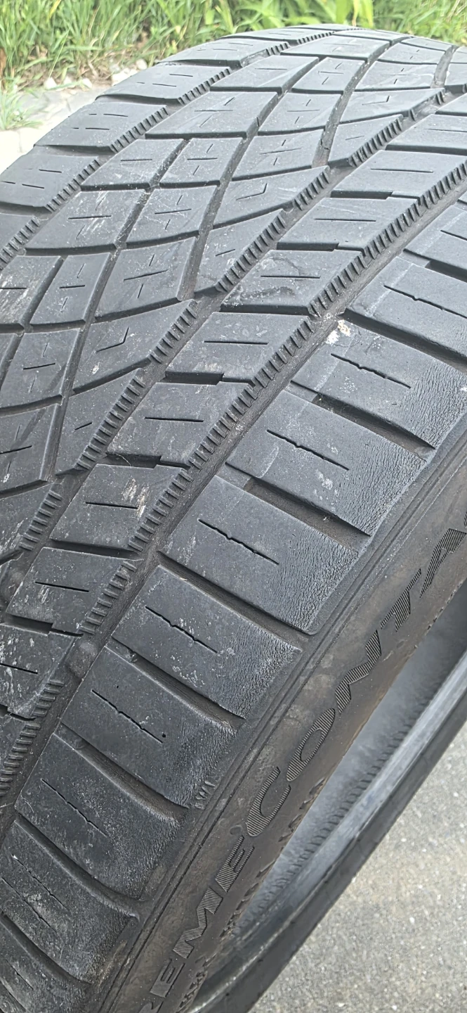 235/35 ZR19 Continental ExtremeContact DWS06 Tires - Set of 4 - photo 5