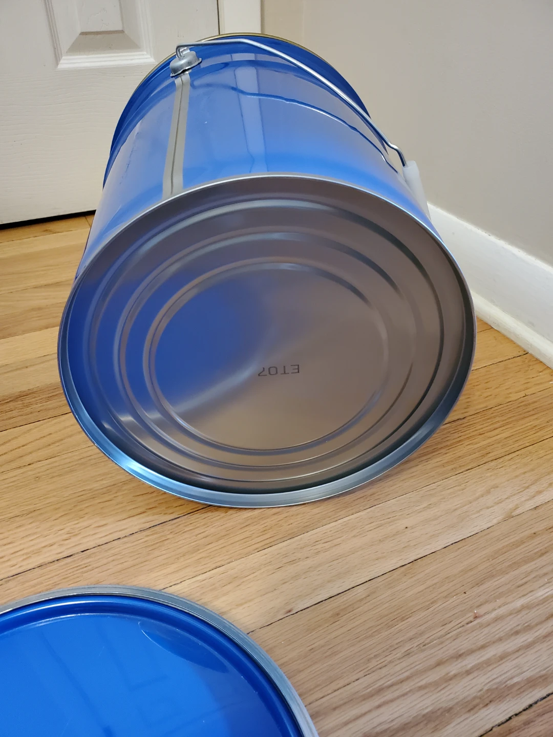 Blue Metal Pail with Lid - photo 4