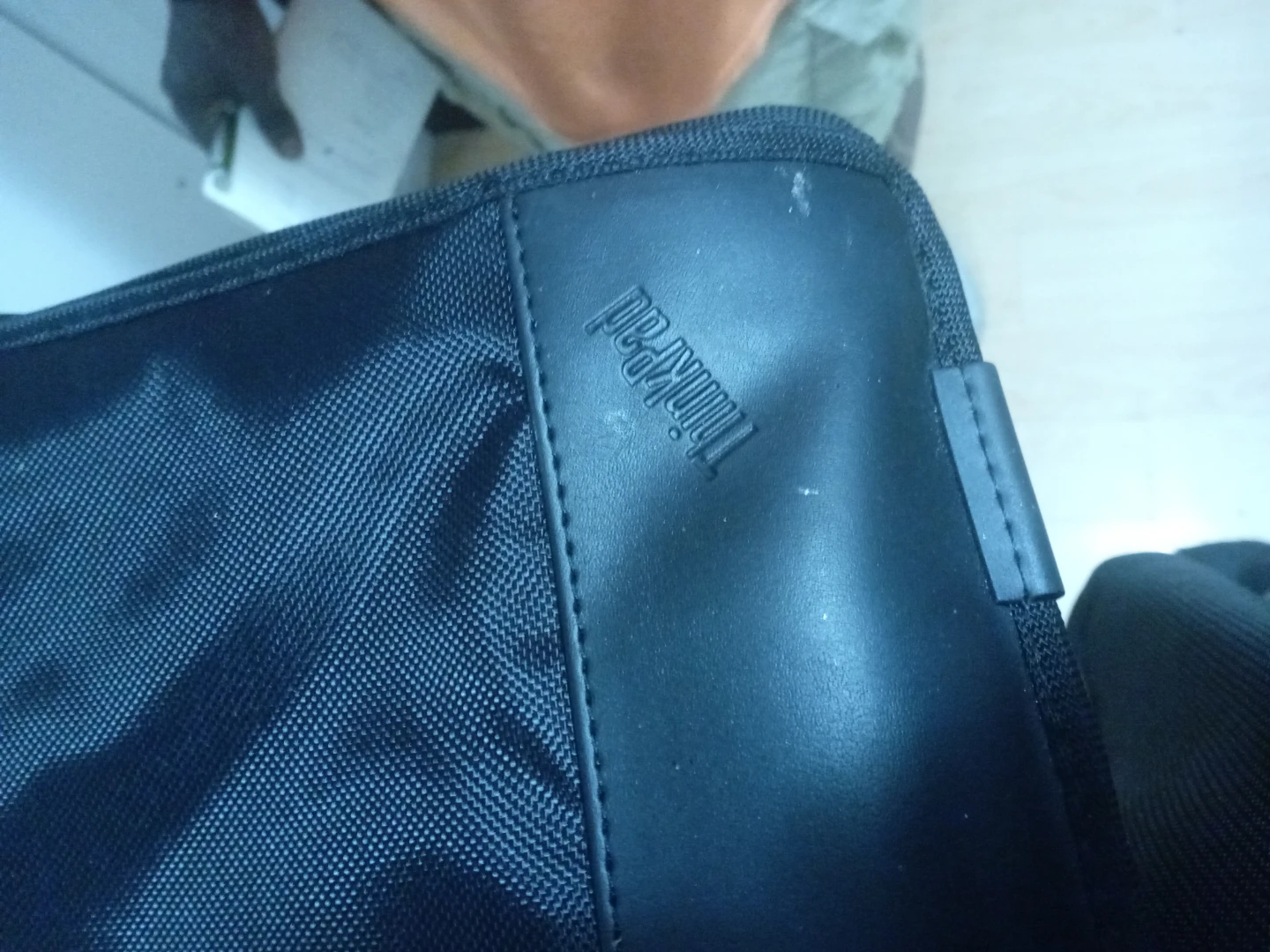 Lenovo ThinkPad Laptop Bag - photo 2