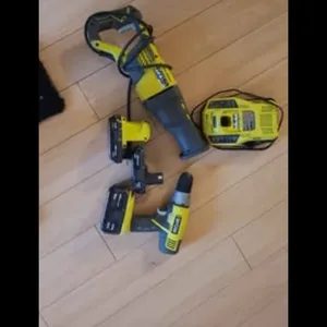 Ryobi Cordless Drill, sawzal an 3 batterys