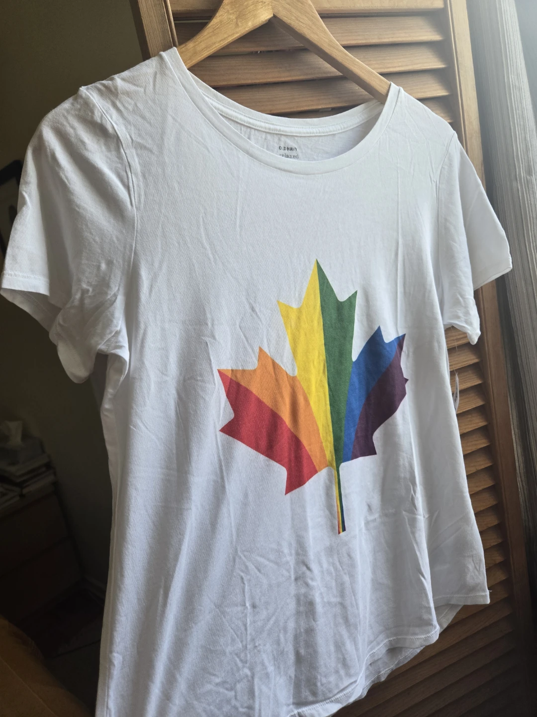 🏳️‍🌈 PRIDE Canada T-Shirt size Large