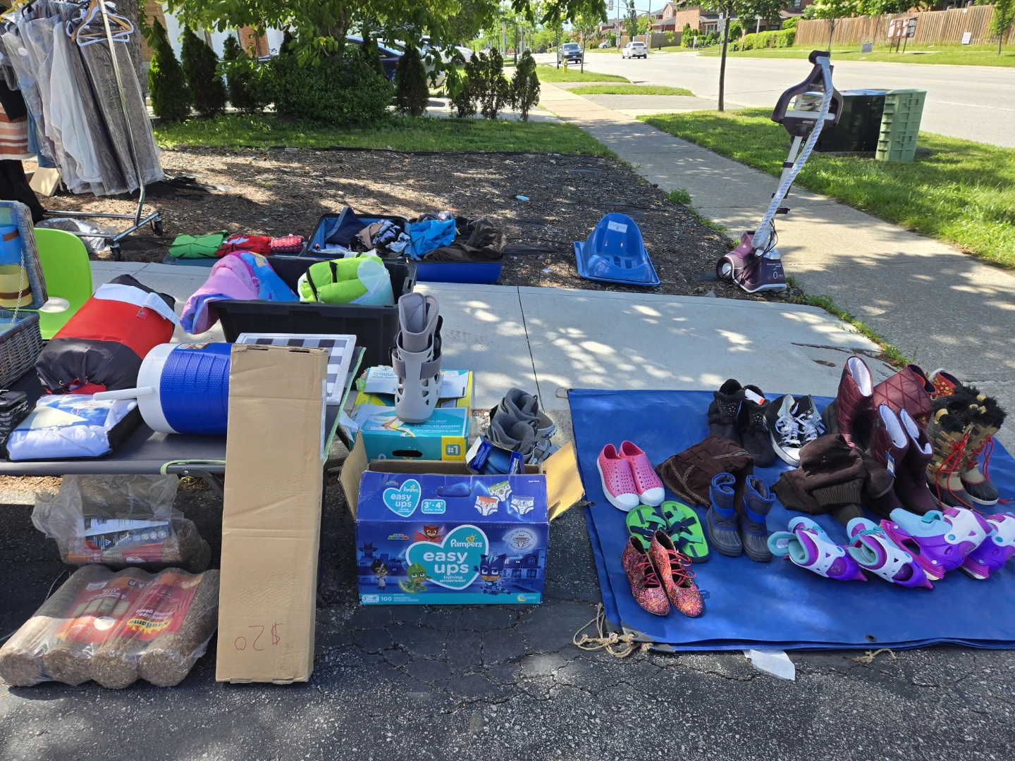 Moving garage sale - photo 3
