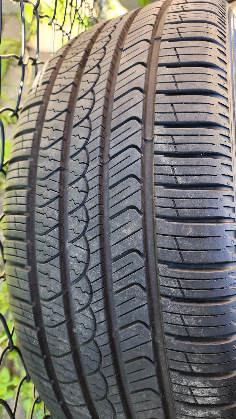 Set of 4 Gloss Black Rims with Pirelli Tires - photo 4