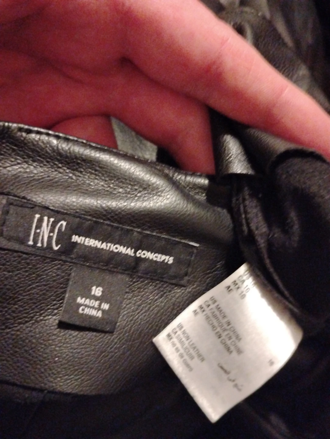 INC International Concepts Black Faux Leather Skirt Size 16 - photo 3