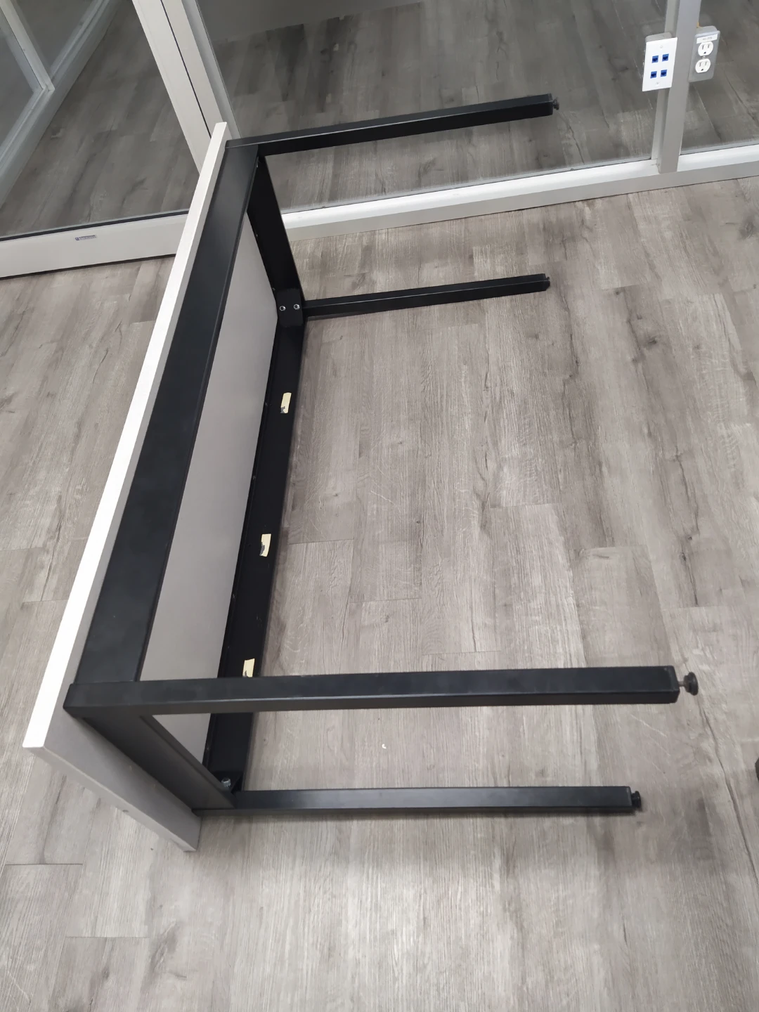 Rectangular Office Desk - photo 3