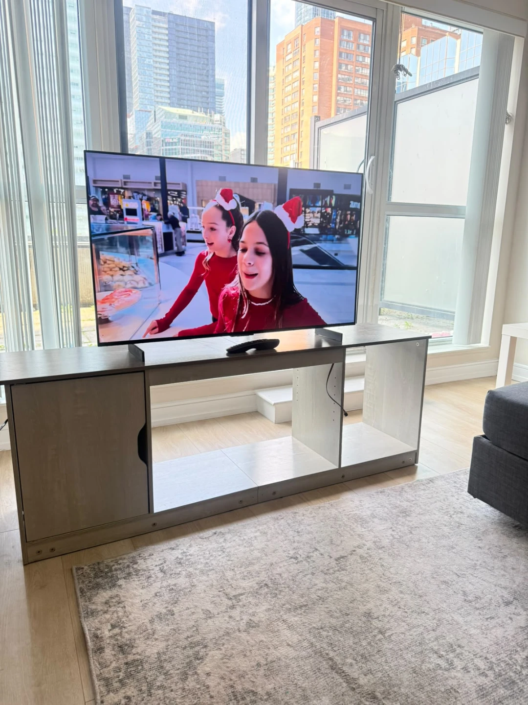 LG OLED evo 42" Smart TV