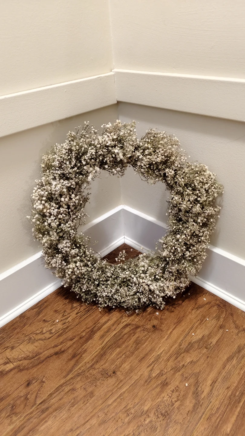 Dried Baby's Breath Wreath