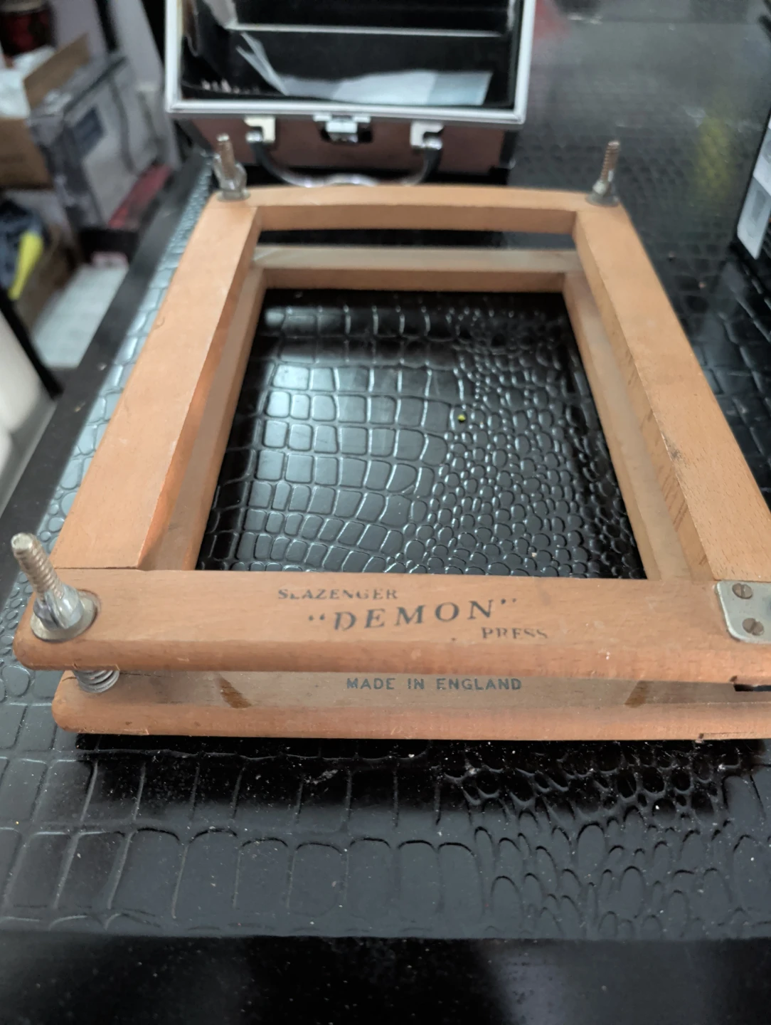 Slazenger "Demon" Press Stringing Clamp - photo 2