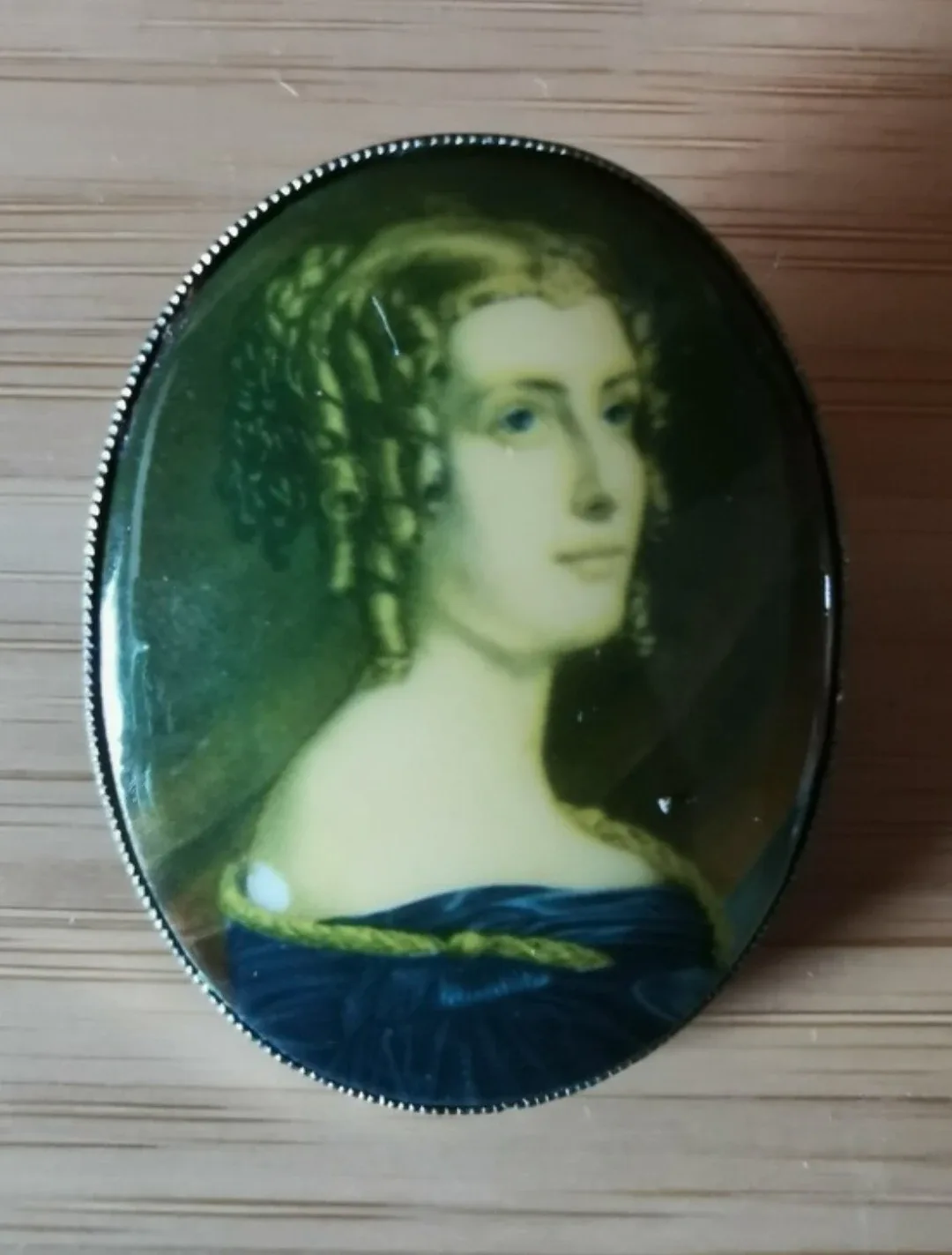 Vintage West Germany Victorian Revival Portrait Brooch - photo 3