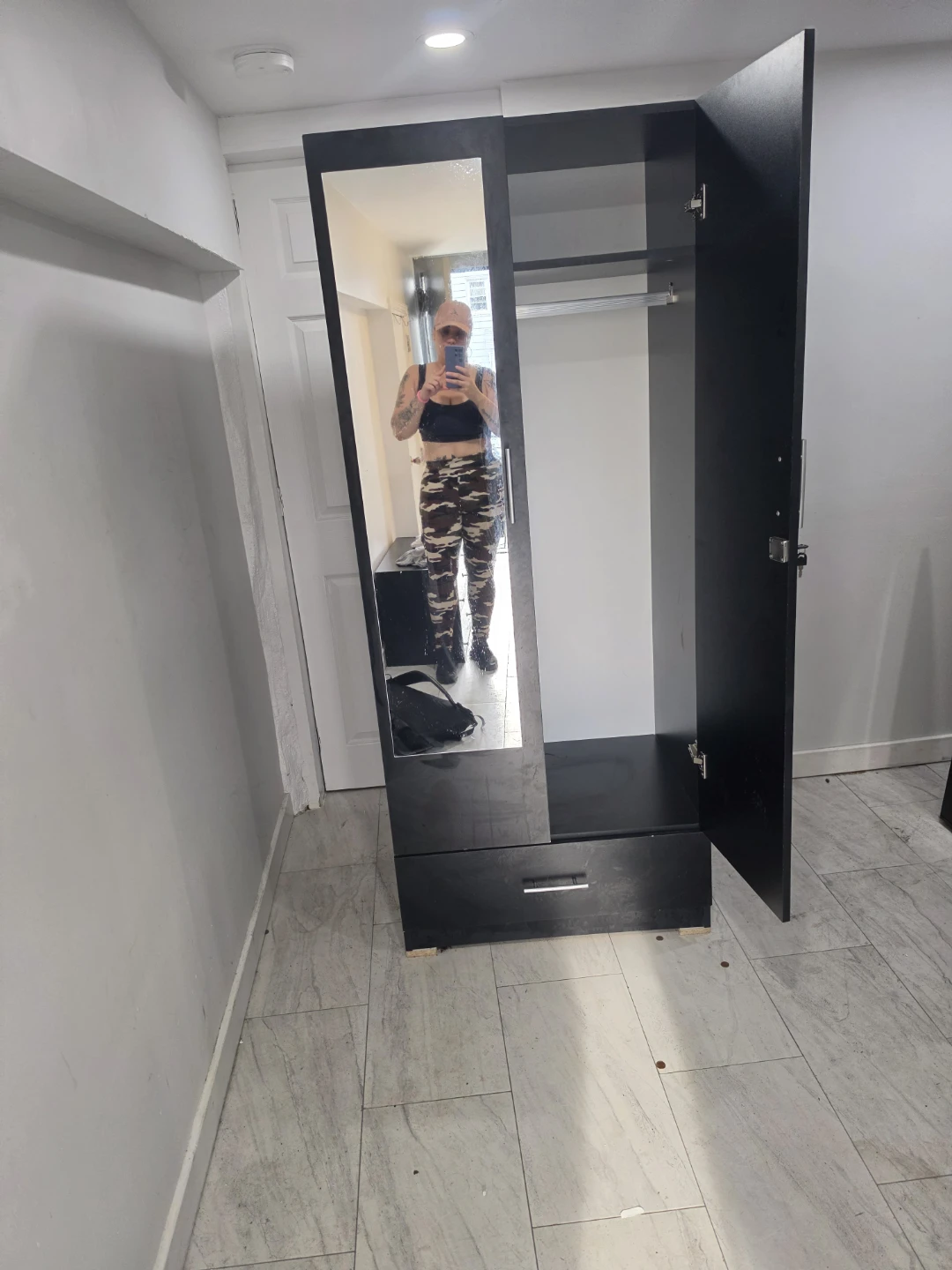 Black Wardrobe with Mirror and Drawer - photo 5