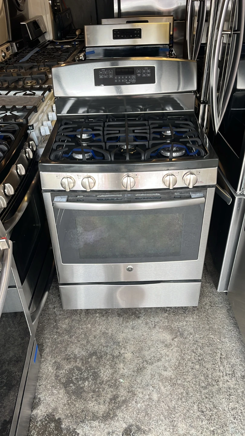 GE Gas Range Stove Oven Stainless Steel - photo 2
