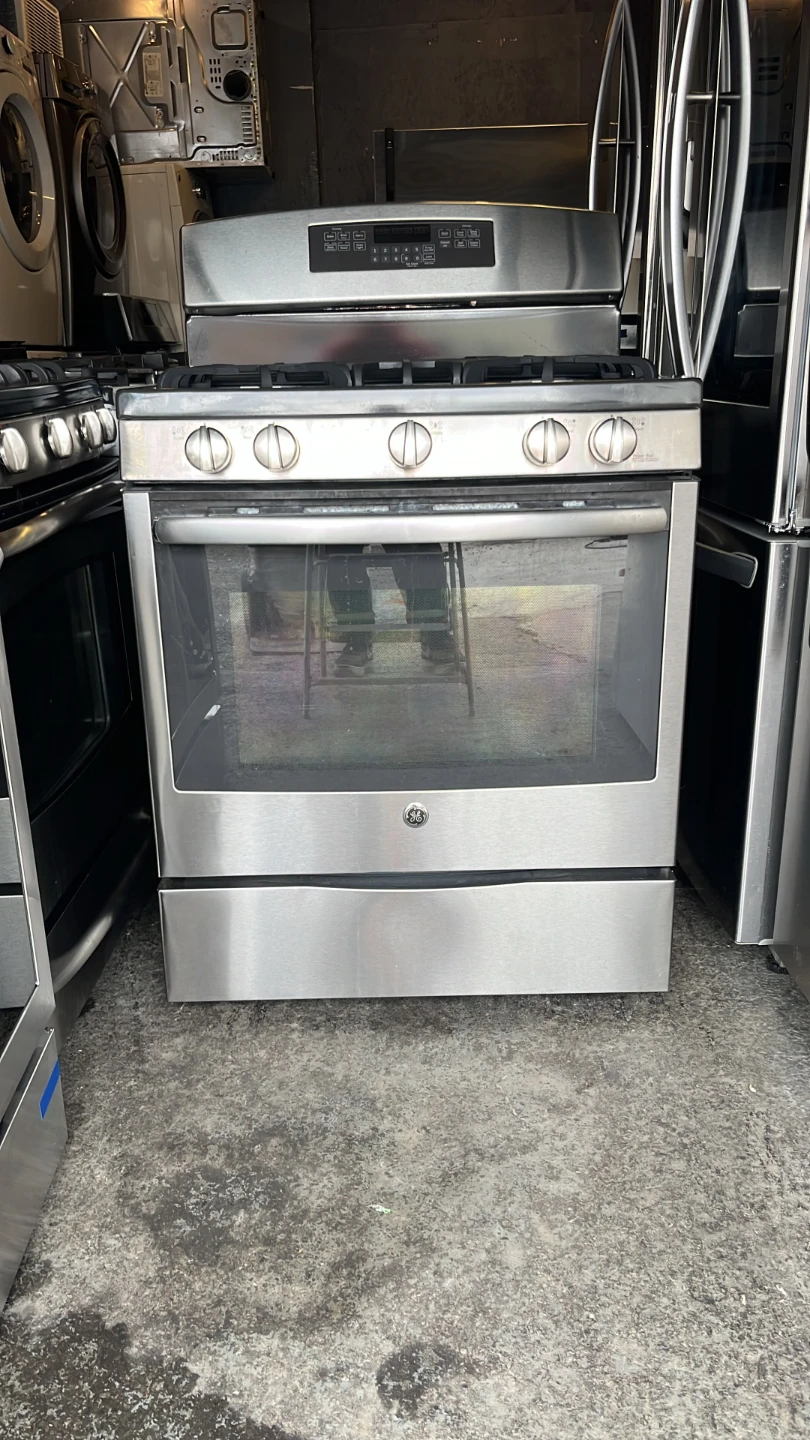 GE Gas Range Stove Oven Stainless Steel - photo 3