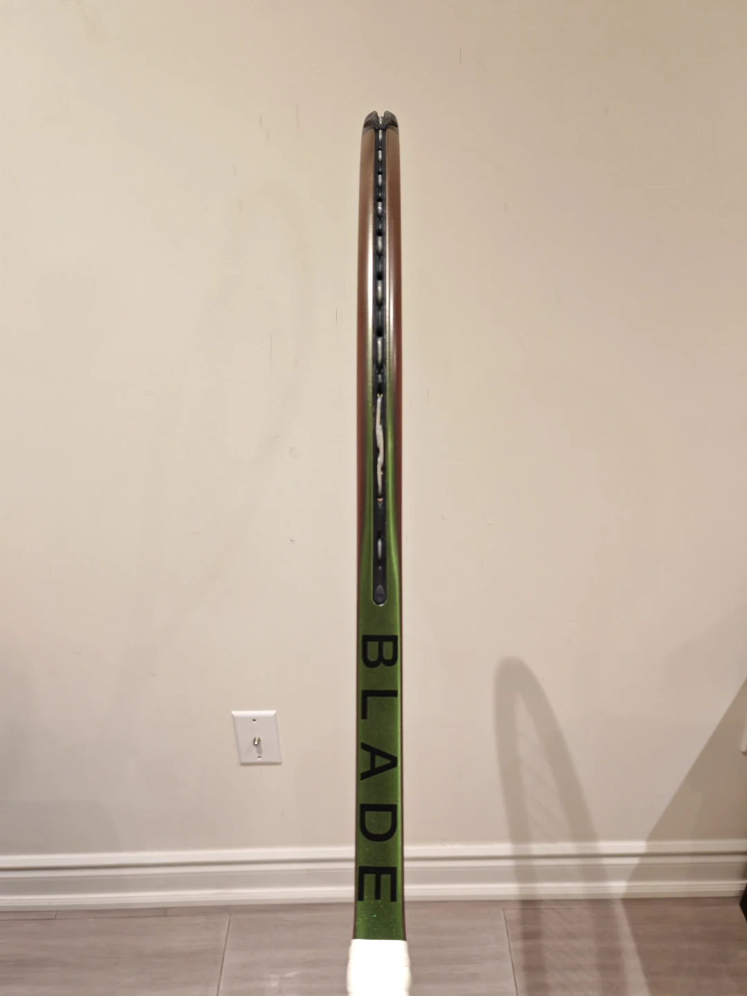 Wilson Blade 98 V8 Tennis Racquet - photo 4