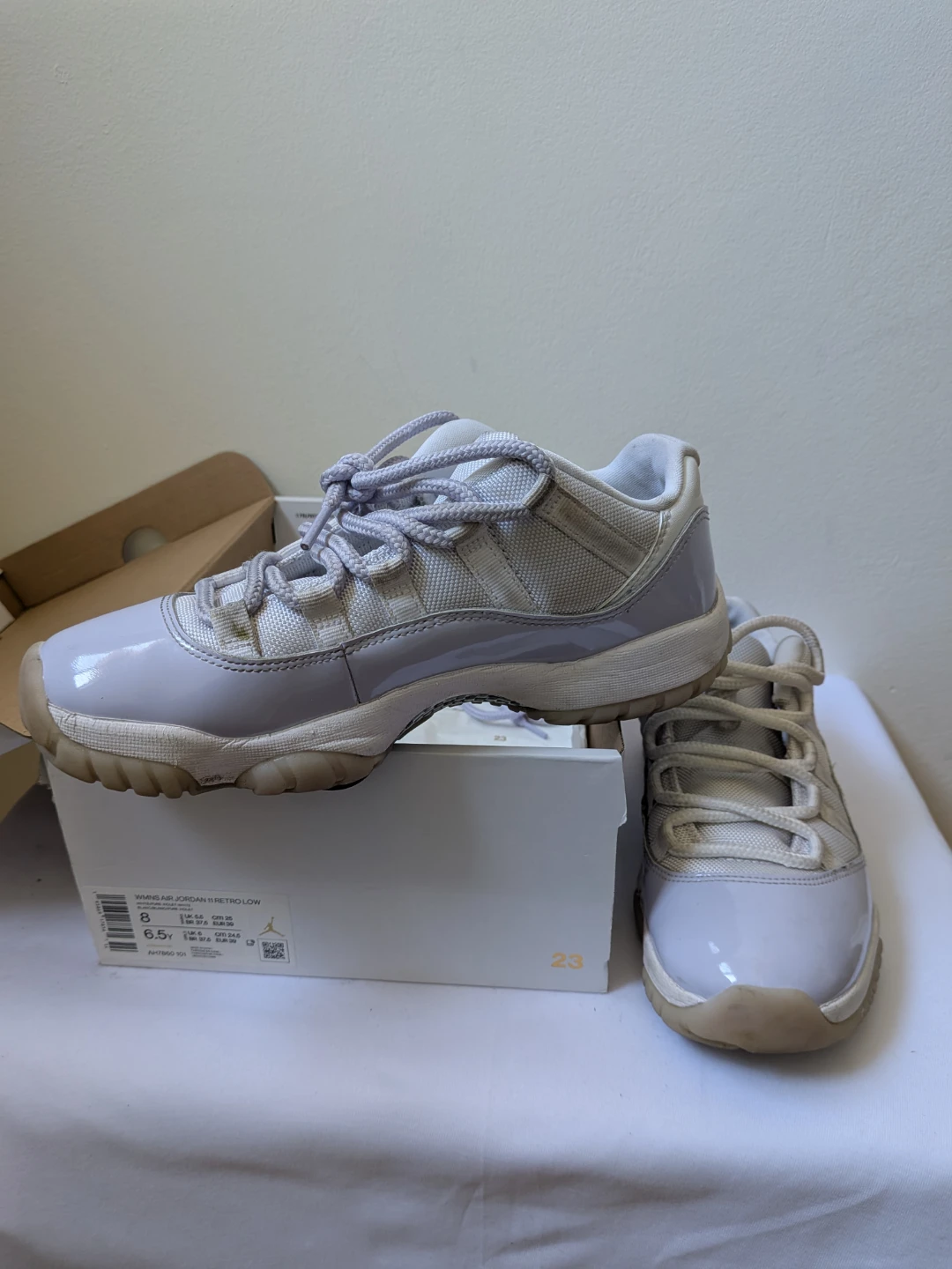 Women's Air Jordan 11 Retro Low Shoes
