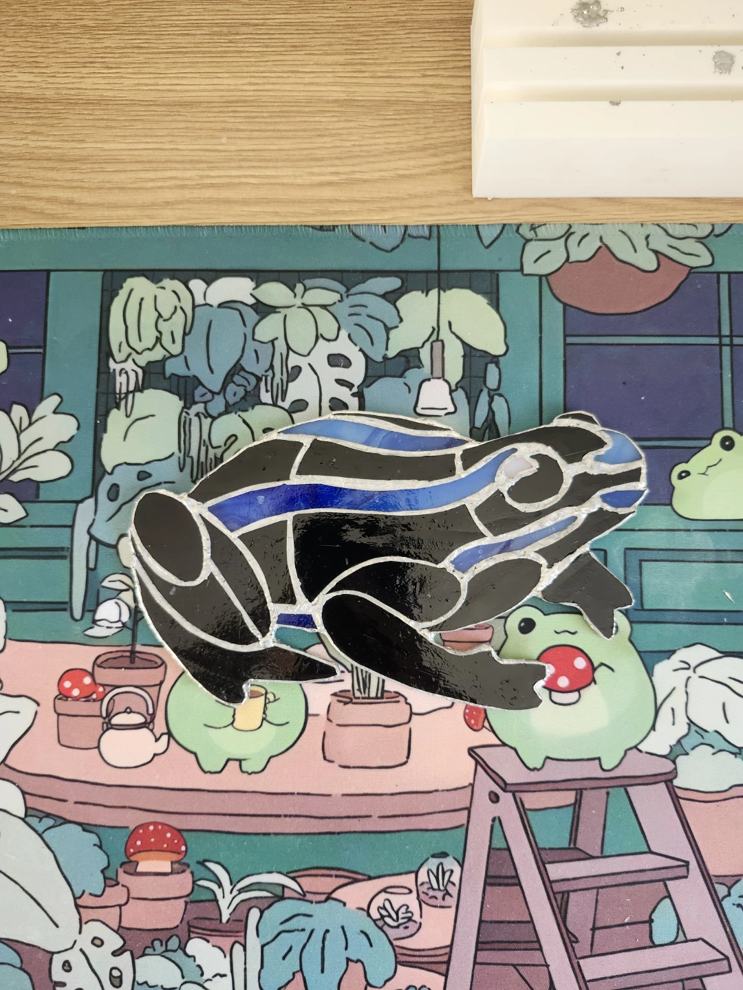 Stained Glass Frog Suncatcher - photo 3