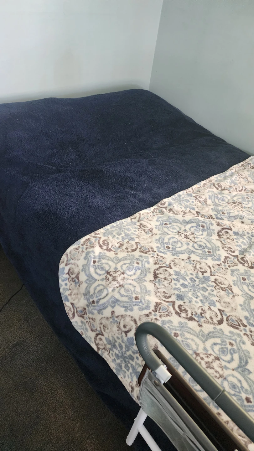 Queen size adjustable frame mattress - photo 2